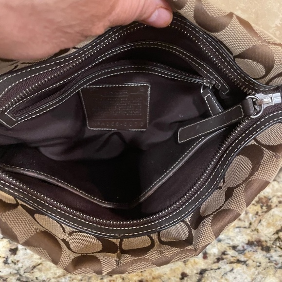 COACH Shoulder Bag Signature Brown Canvas - Picture 12 of 13
